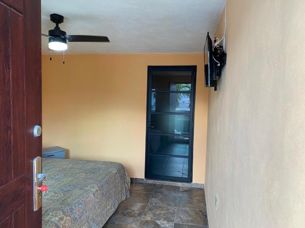 La Gozadera Rooms Канкун Екстериор снимка